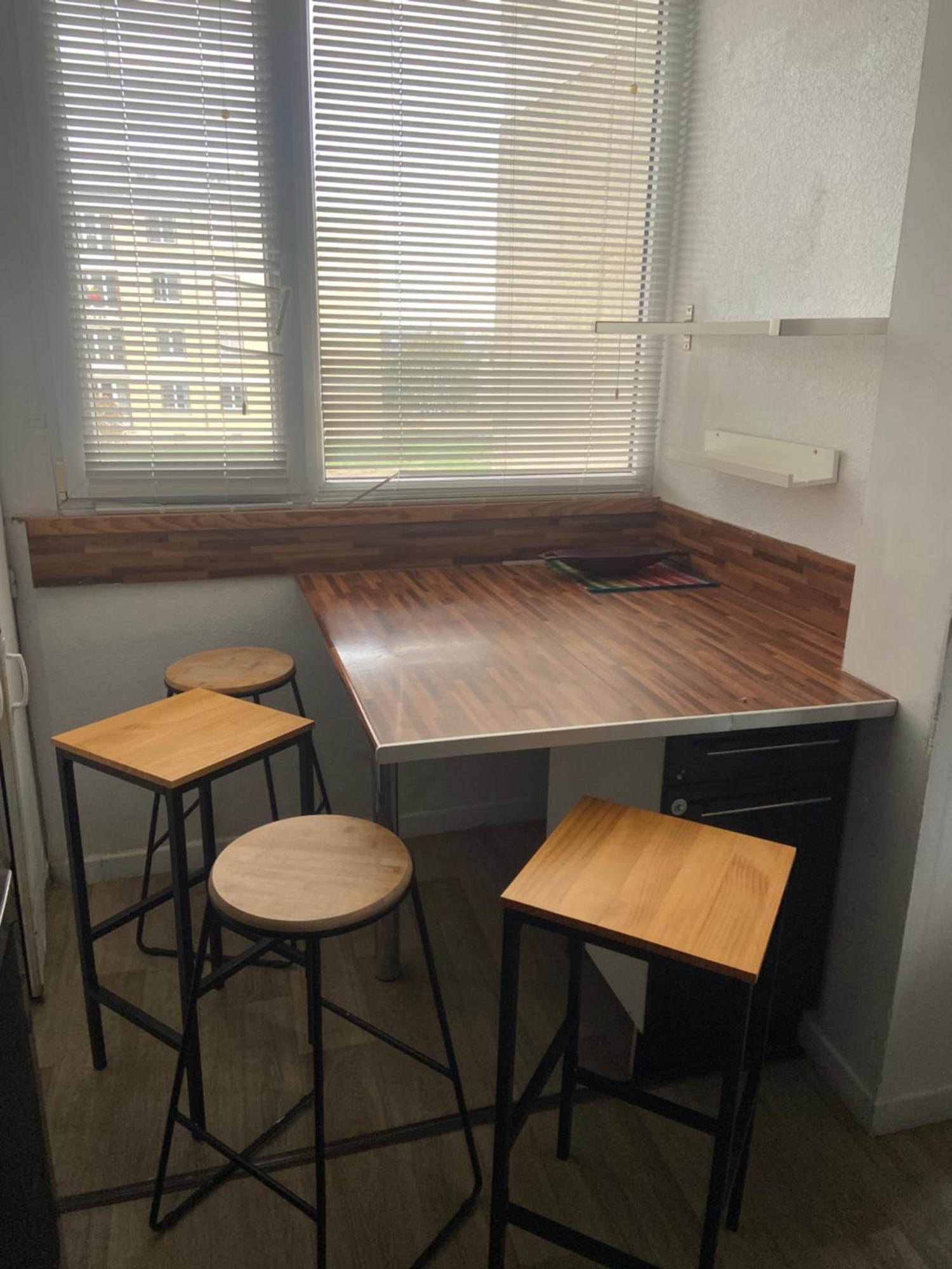 Bel Appartement Spacieux ,Convivial De 3 Chambres Avec Parking Prive Secure Caen Kültér fotó