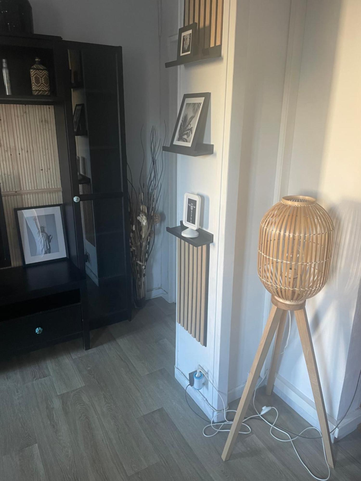 Bel Appartement Spacieux ,Convivial De 3 Chambres Avec Parking Prive Secure Caen Kültér fotó