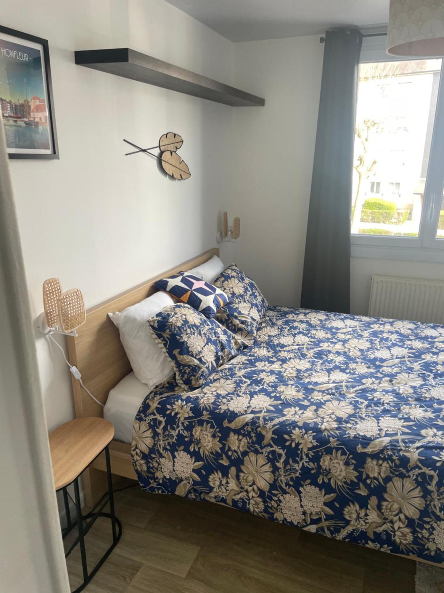 Bel Appartement Spacieux ,Convivial De 3 Chambres Avec Parking Prive Secure Caen Kültér fotó